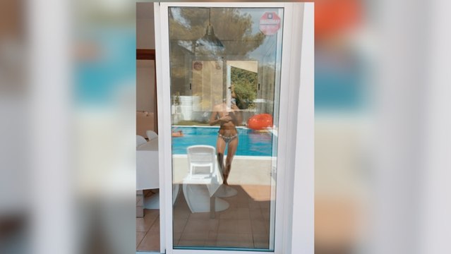 Sofía Suescun y Kiko Jiménez disfrutan de una comida en Ibiza