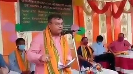 শিক্ষকতার চেয়ে শুকর পালন অনেক লাভজনক এই মন্তব্য ত্রিপুরার শিক্ষা মন্ত্রী রতন শালা নাথ'র।