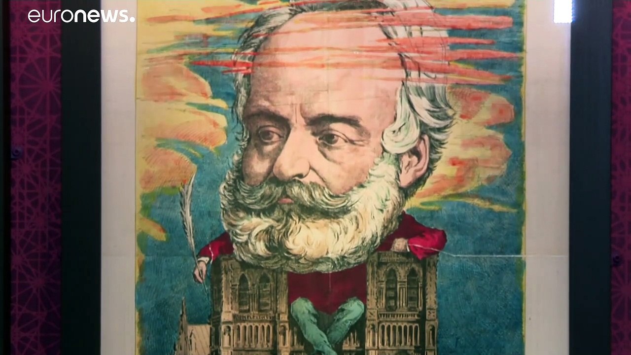 Ausstellung in der krypta der notre dame in paris