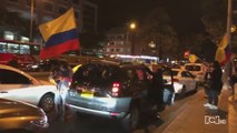 A favor y en contra: colombianos se manifiestan por decisión contra Álvaro Uribe