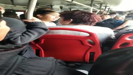 VIDEO: discusión en Transmilenio por mujer se negó a cederle una la silla a un hombre de la tercera edad