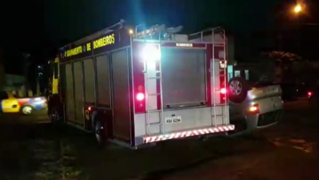 Duas mulheres ficam feridas em capotamento no Bairro XIV de Novembro