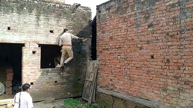 सीतापुर- लव जिहाद का मामला, लड़की को मदरसे में बनाया बंधक