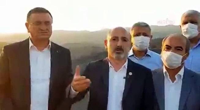 Bakanı Pakdemirli, yangınları incelemek için 3 gün kaldığı Hatay'da Büyükşehir Belediye Başkanıyla hiçbir iletişim kurmadı