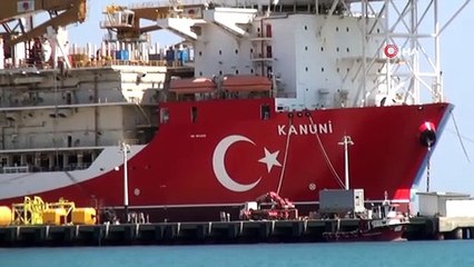 'Kanuni' kırmızı beyaza boyandı, Türk bayrağı işlendi