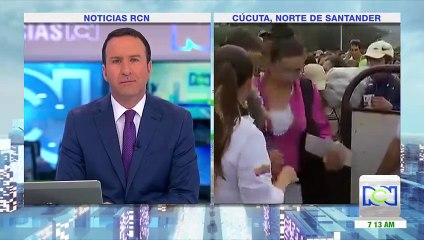 Télécharger la video: Controversia entre los venezolanos por anuncios de Santos sobre medidas migratorias