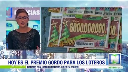 Comprar la lotería para recibir el nuevo año con dinero, un agüero muy practicado por los colombianos