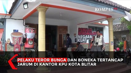 Descargar video: Ini Rekaman CCTV Teror Bunga dan Boneka di Kantor KPU Blitar