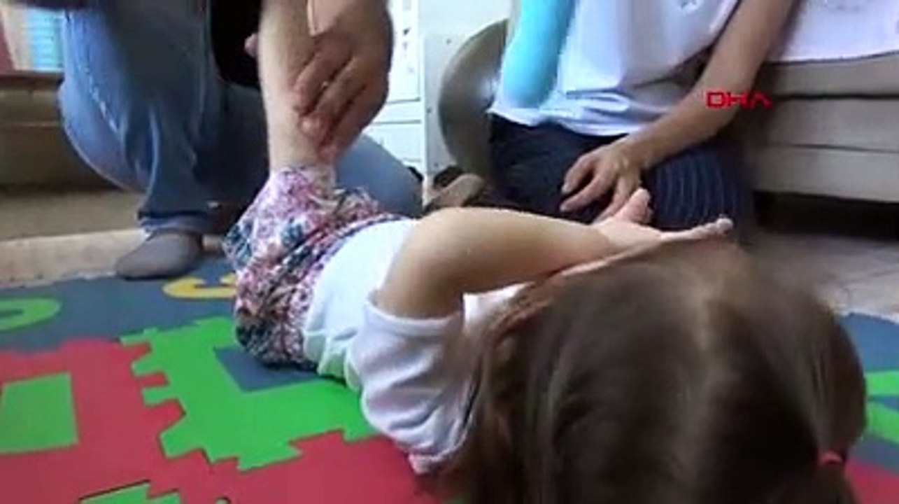 SMA hastası 18 aylık Deniz'in kurtulması için 2,4 milyon dolara ihtiyaç var