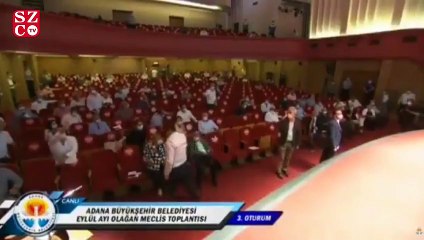 Adana'da mecliste yumruklaşma