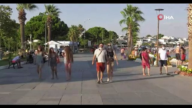 Tarihi tapınak ziyaretçi akınına uğruyor