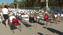 Más de 2800 sillas vacías en homenaje a los 