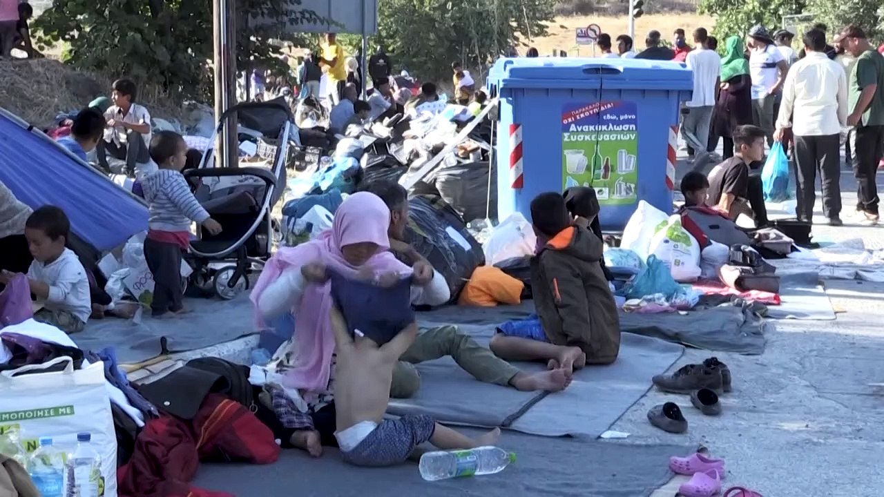 "Wir brauchen Hilfe": Geflüchtete auf Lesbos auf sich gestellt