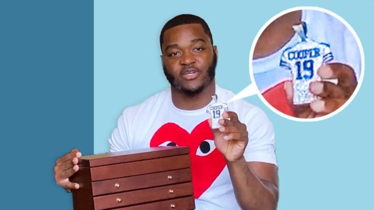 10 Things Amari Cooper Can't Live Without