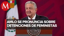 AMLO pide proteger a mujeres tras toma y detenciones en CDHEM