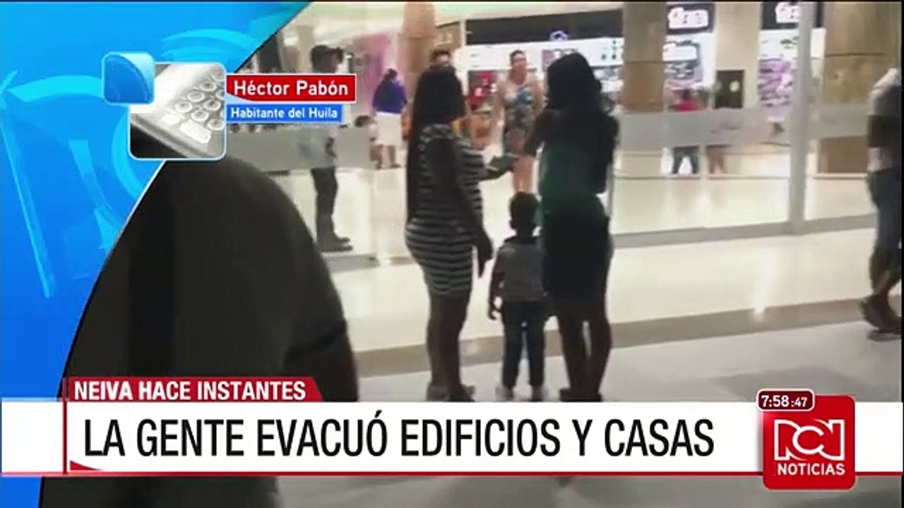 Habitantes de Colombia, Huila, permanecen a las afueras de sus viviendas tras sismo