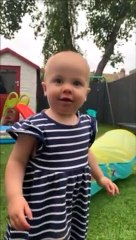 Ce bébé n'a pas compris le principe de cache-cache