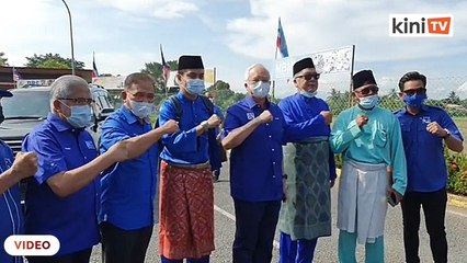 Download Video: Najib hadir beri sokongan kepada calon BN di Tanjung Batu