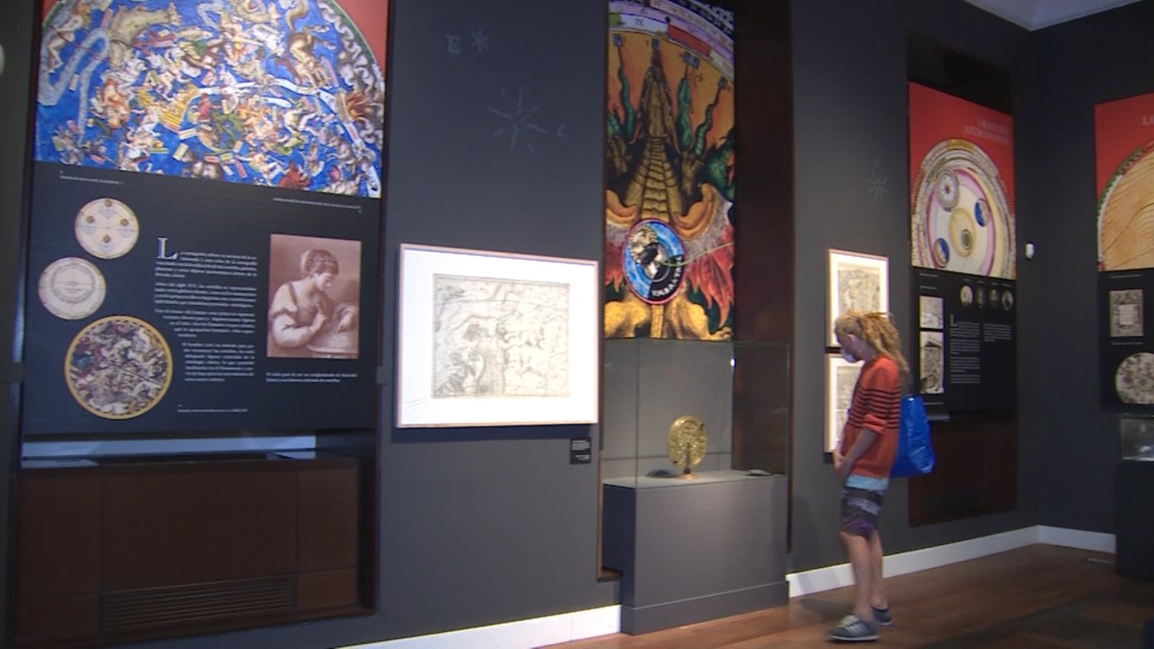 La Biblioteca Nacional muestra en 'La belleza del Cosmos' la "joya" de la astronomía del siglo XVI