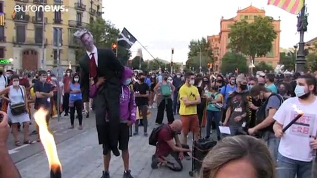 Independentistas catalães saem à rua