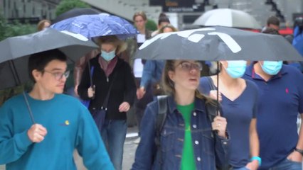 스위스, 코로나19 재유행…감염 확산 방지에 고심 / YTN