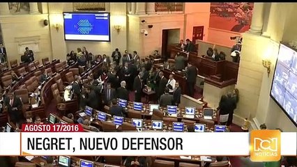 Candente debate en el Senado por polémicas cartillas de orientación sexual