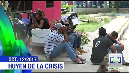 Familias se ganan la vida vendiendo en los semáforos del país