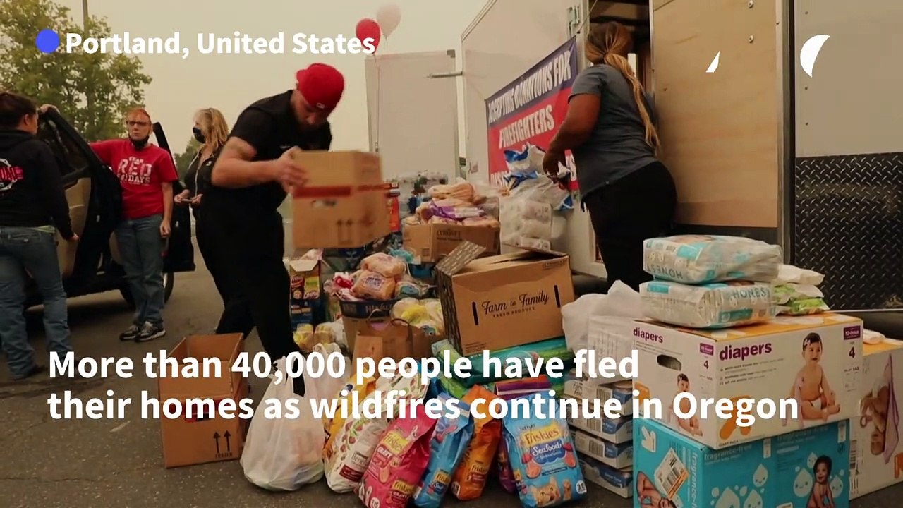 Stranded Oregon evacuees receive food aid amid US wildfires