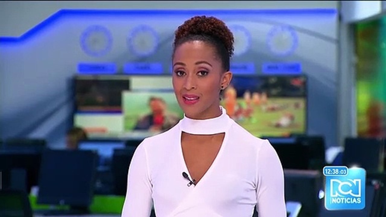 Niños indígenas de la ranchería Temechu en La Guajira comen una vez al día