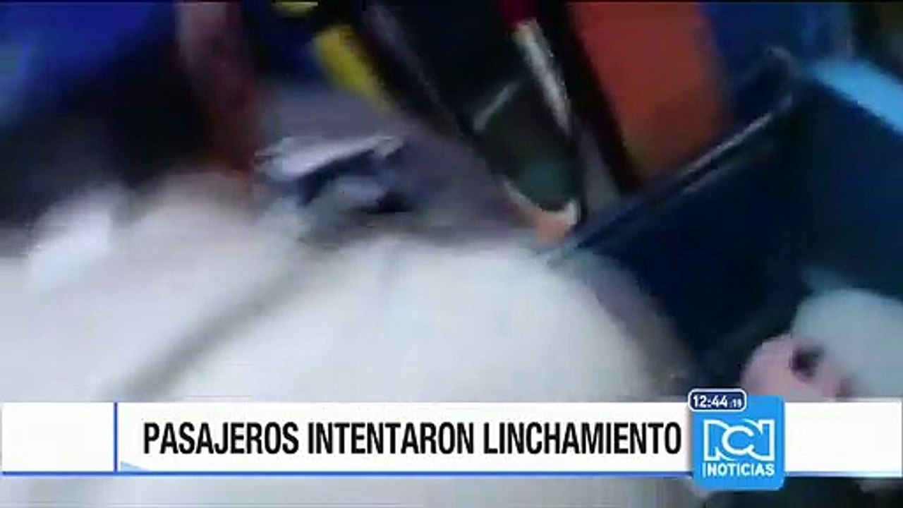 Pasajeros del SITP intentaron linchar a un presunto ladrón