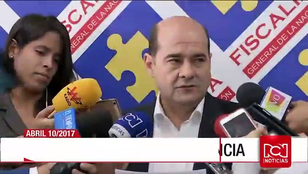 Autoridades reprimen marcha opositora en Caracas con bombas de gas