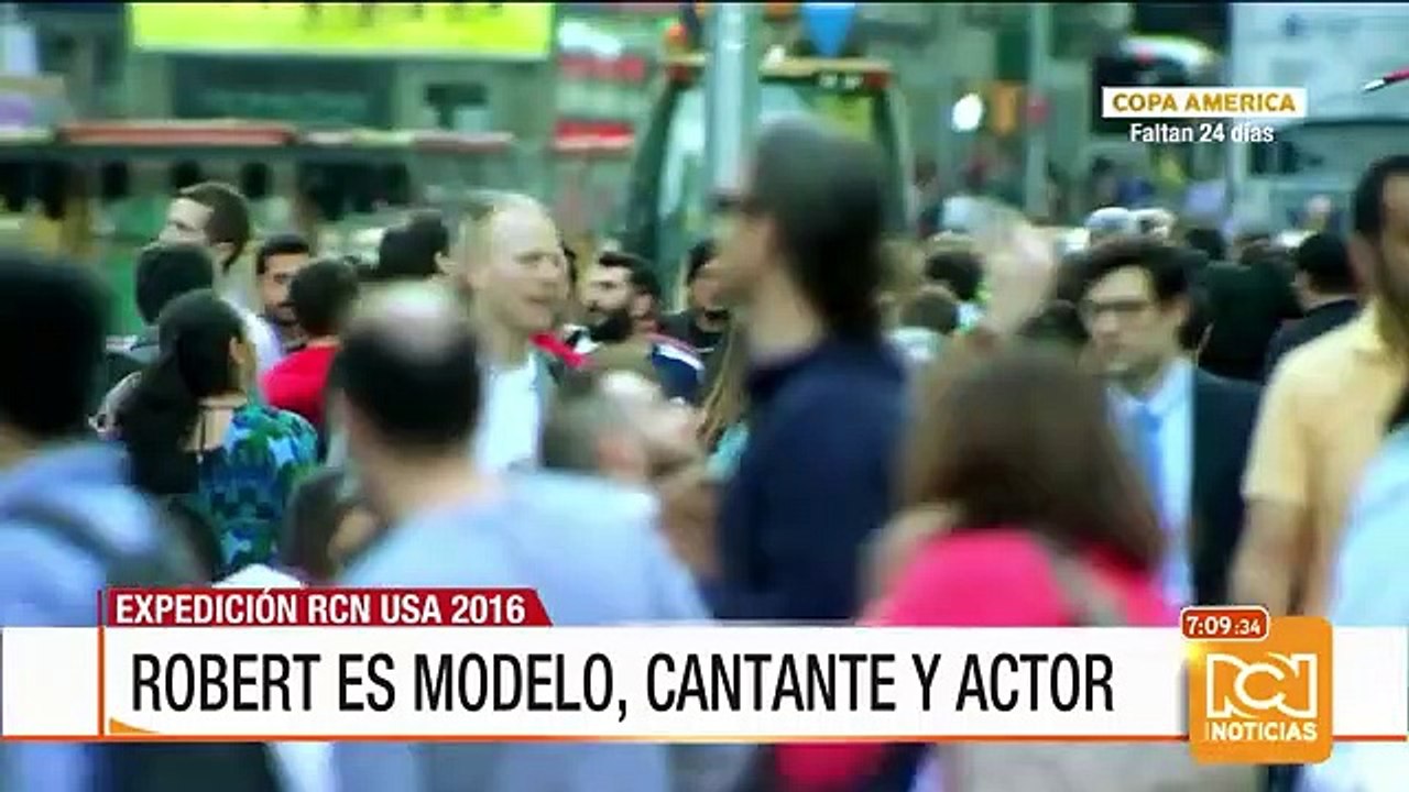 Así se gana la vida un vaquero nudista en Nueva York