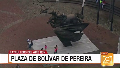 Sobrevuelo al Bolívar Desnudo en el corazón de Pereira