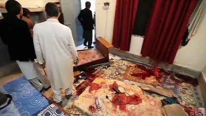 Asalto armado en universidad de Pakistán deja 25 muertos y varios heridos