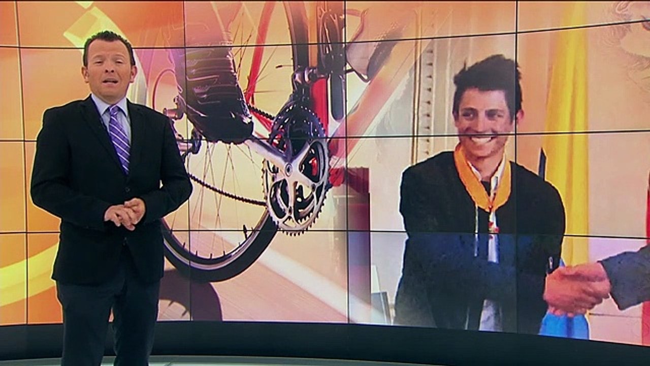 Esteban Chaves lideró subasta de camisetas de los grandes deportistas del ciclismo