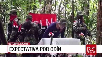 Reunión entre jefes del equipo negociador del Gobierno y los voceros del 'No'