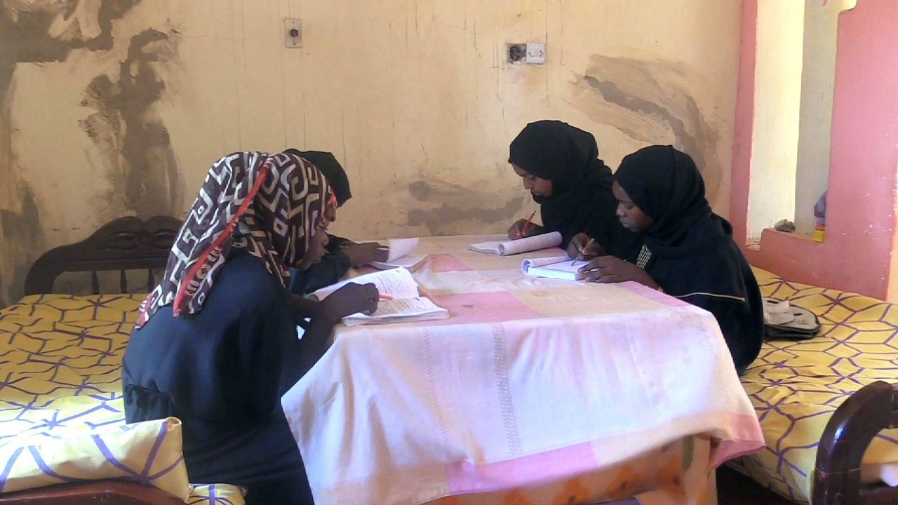 Sudan floods: Students struggling as exams loom