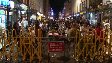 Revellers head out before rule of 6 comes into force