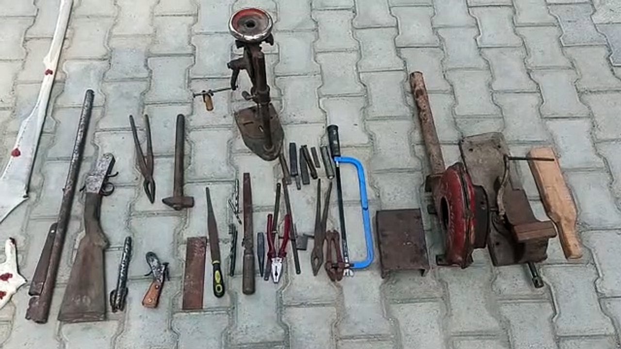 शाहजहाँपुर: पुलिस ने किया अवैध शस्त्र फैक्ट्री...