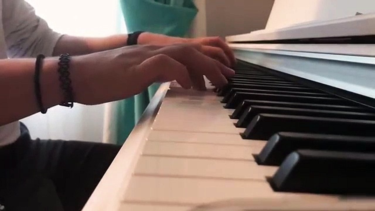 Ezel - Eyşan Unutamıyorum Piyano -Ezel