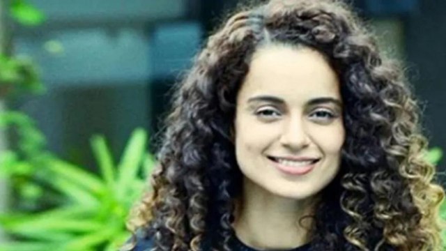 Kangana Ranaut leaves Mumbai for going home to Manali