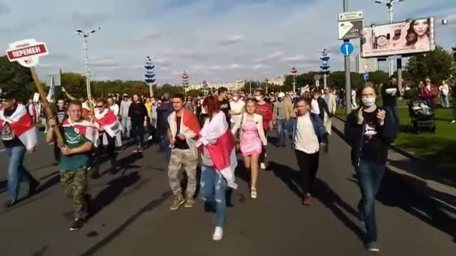 Decenas de miles de manifestantes exigen en Bielorrusia la salida de Lukashenko del poder
