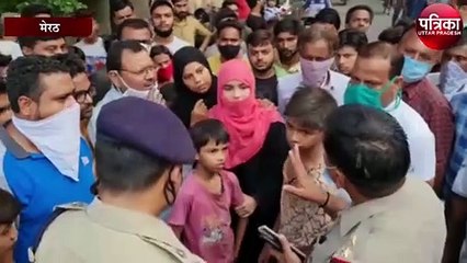 भरभराकर गिरा मकान का लेंटर दब गए युवक-युवती