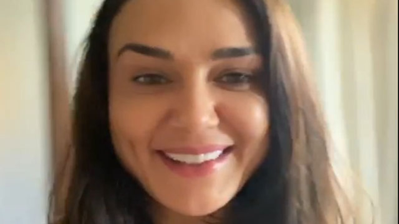 Preity Zinta to do Covid-19 Test again since She is Isolated herself in hotel Have a look |FilmiBeat