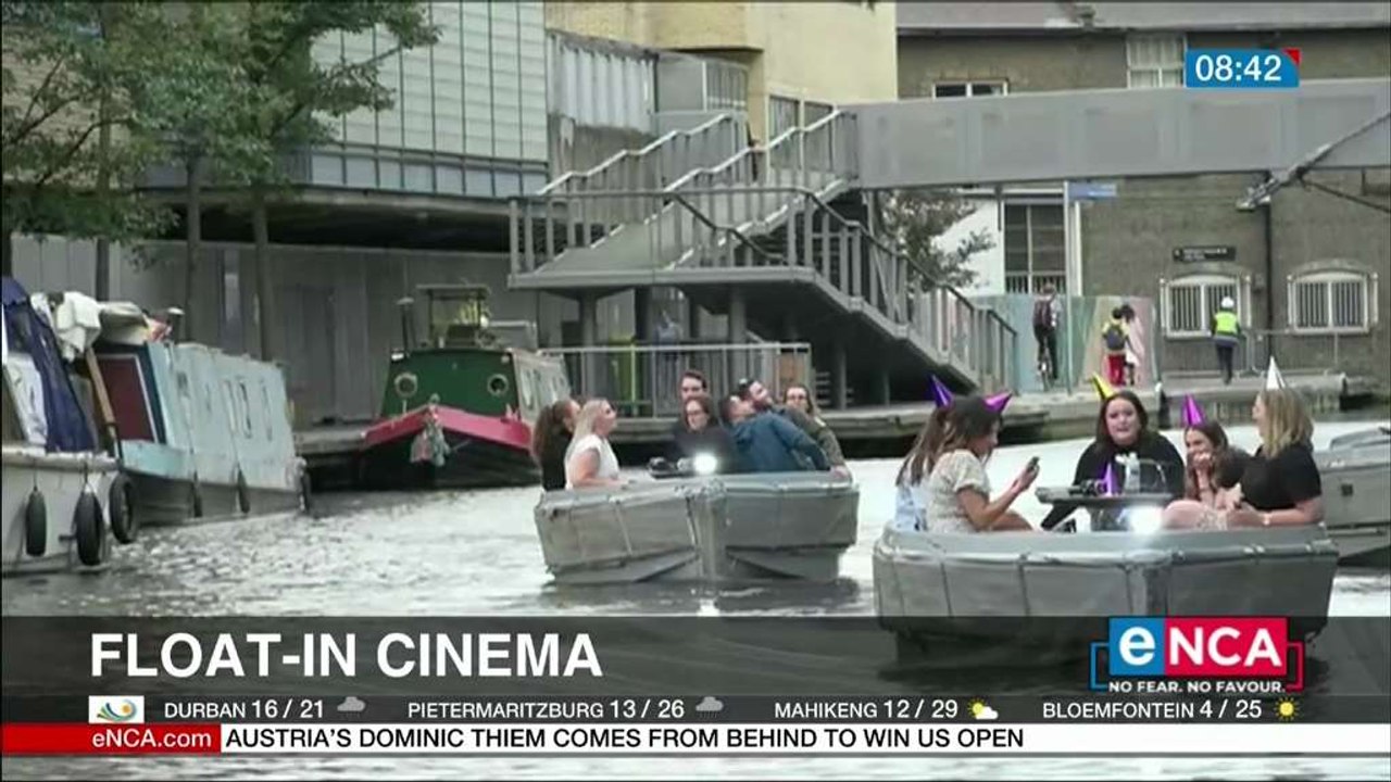 Float-in cinema
