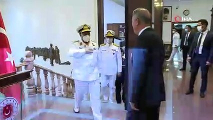 Bakan Akar, Libya Deniz Kuvvetleri Komutanı’nı kabul etti