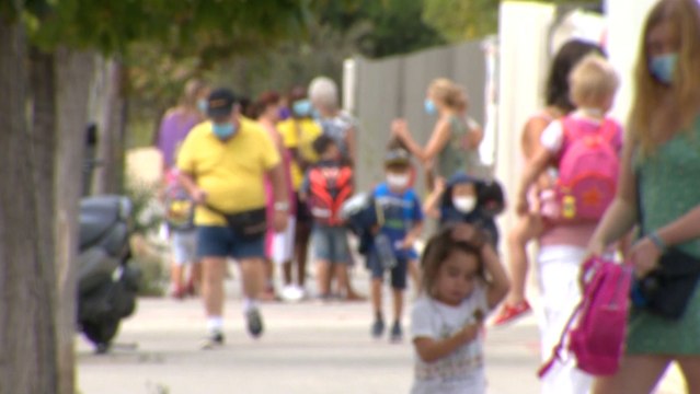 Nuevos positivos por coronavirus en colegios de Madrid, Badajoz y Sevilla