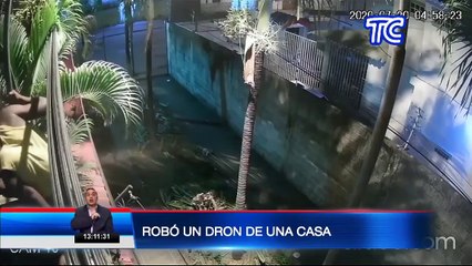 Un sujeto en ropa interior se mete a una casa a robar un dron