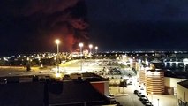 Barletta: gigantesco incendio dal fumo rosso visibile da Andria 