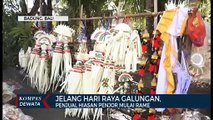 Penjual Hiasan Penjor Mulai Menjamur